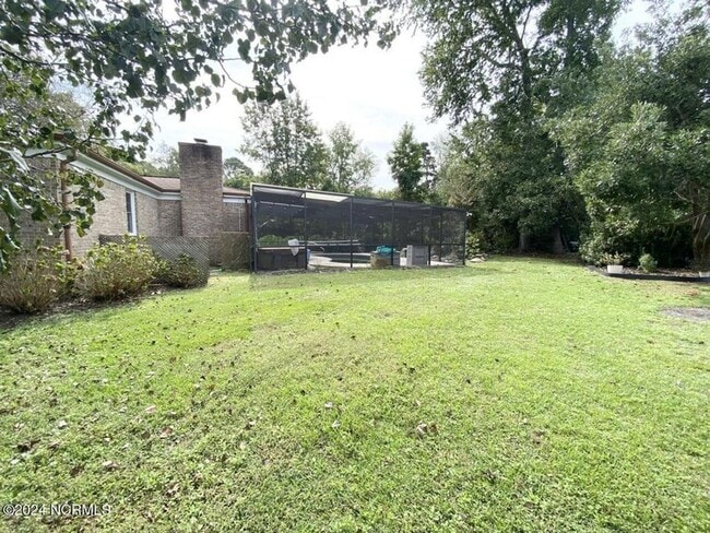 Building Photo - PRIVATE COVERED POOL IN CAROLINA SHORES!