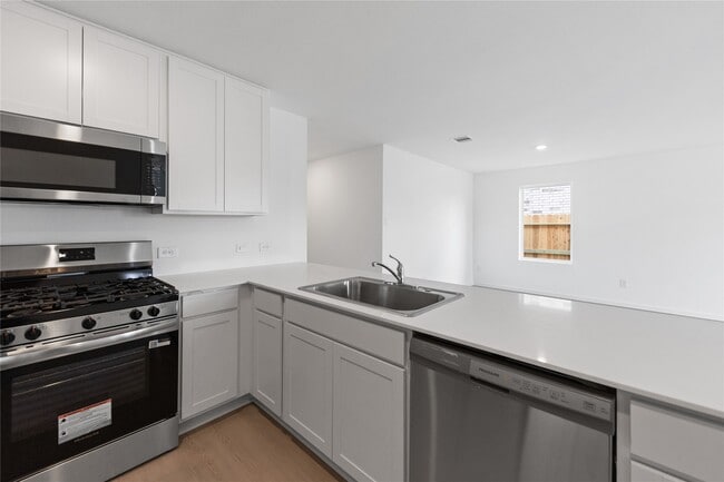 Building Photo - 9247 Speckled Trout Dr