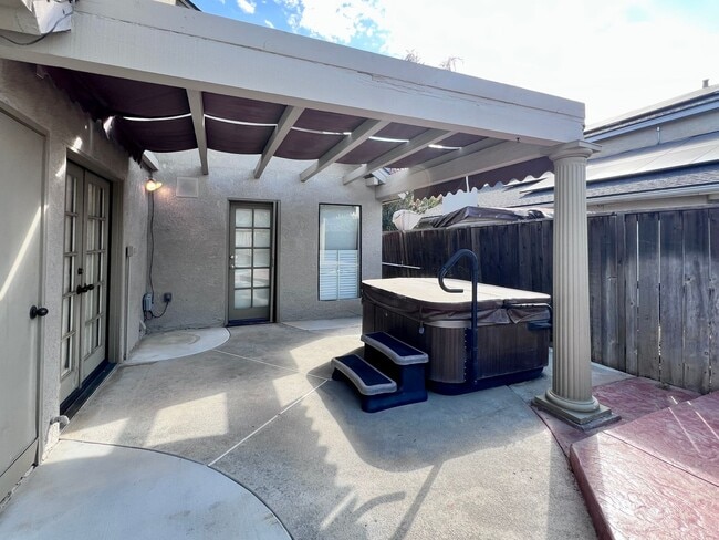 Building Photo - $3,600 Cole & Millbrook, 4 Bedroom House -...