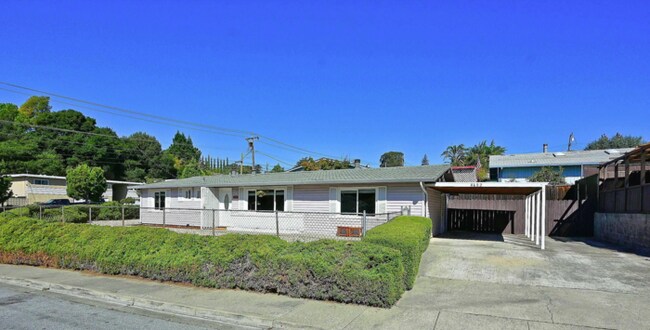 Building Photo - 4602 Emily Ct