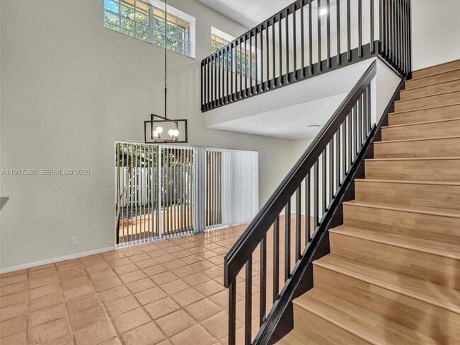 Building Photo - 1353 Springside Dr