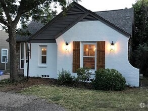 Building Photo - 4213 Lovell Ave
