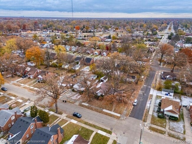 Building Photo - 19412 Sussex St