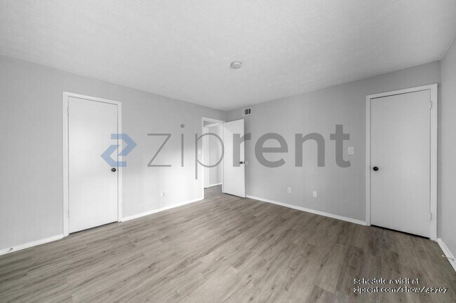 Building Photo - 1504 Augusta Dr