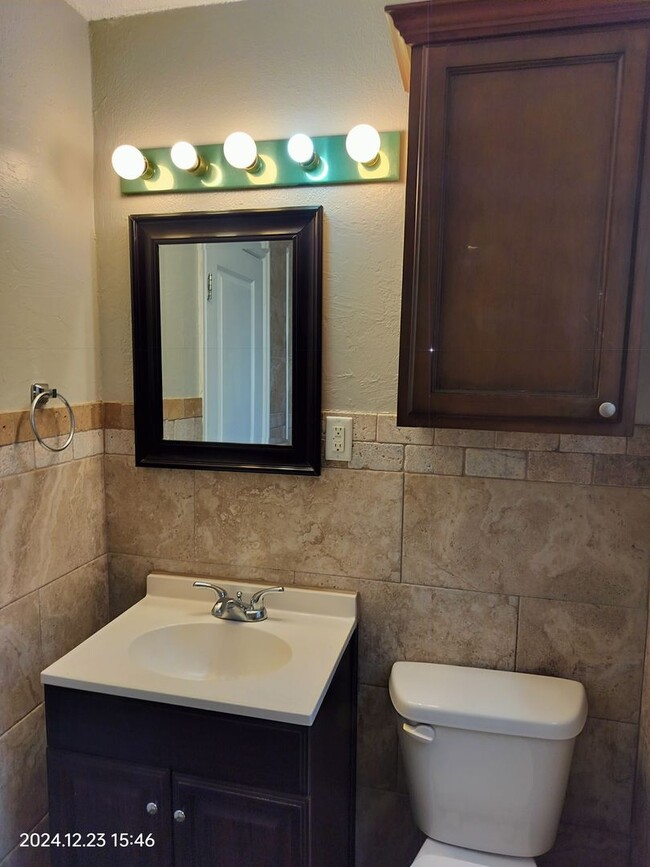 Building Photo - 1 bedroom apartment in Edmond, OK with cen...