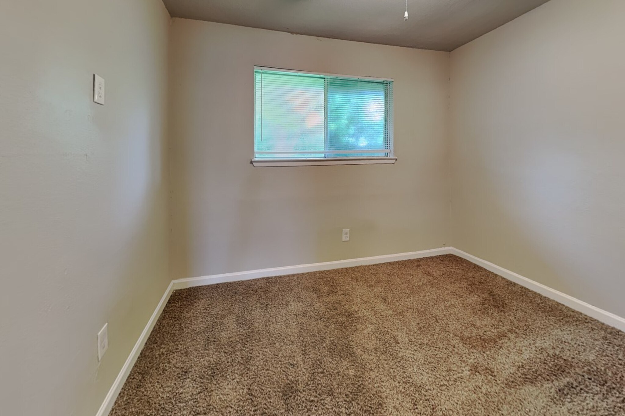 Building Photo - 4523 Bayou Vista Dr