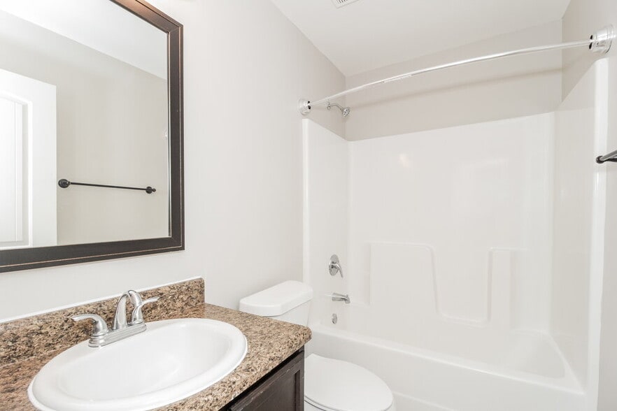 Building Photo - 109 Andrews Ct