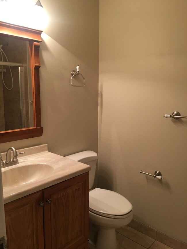 Building Photo - Property in Park Hill School District!
