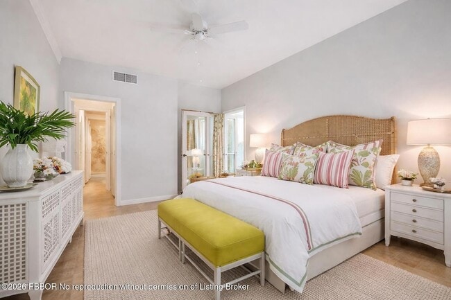 Building Photo - 218 Worth Ave