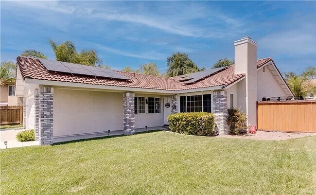 Primary Photo - Lovely Temecula Home! Utilities paid!