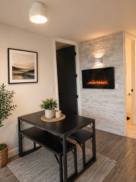 Building Photo - 444 W Fullerton Pky