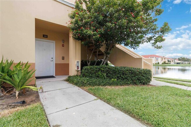 Building Photo - 1005 Villagio Cir
