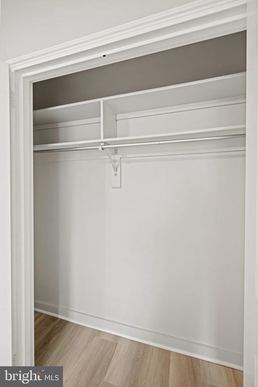 Building Photo - 235 N George Mason Dr