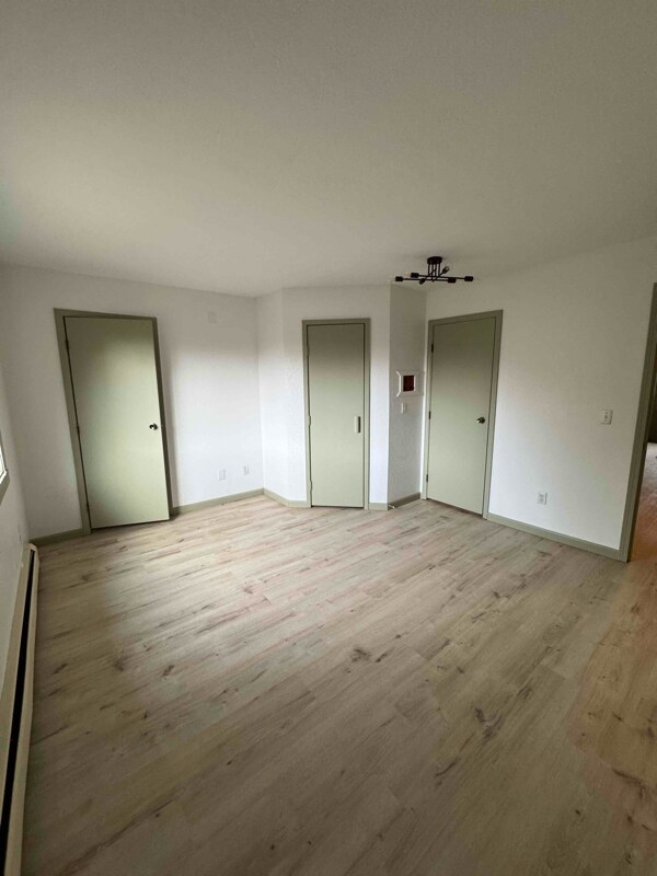 Building Photo - 8810 Washburn St