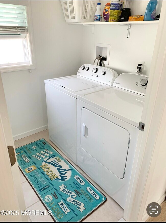 Building Photo - 7 Princeton Ave