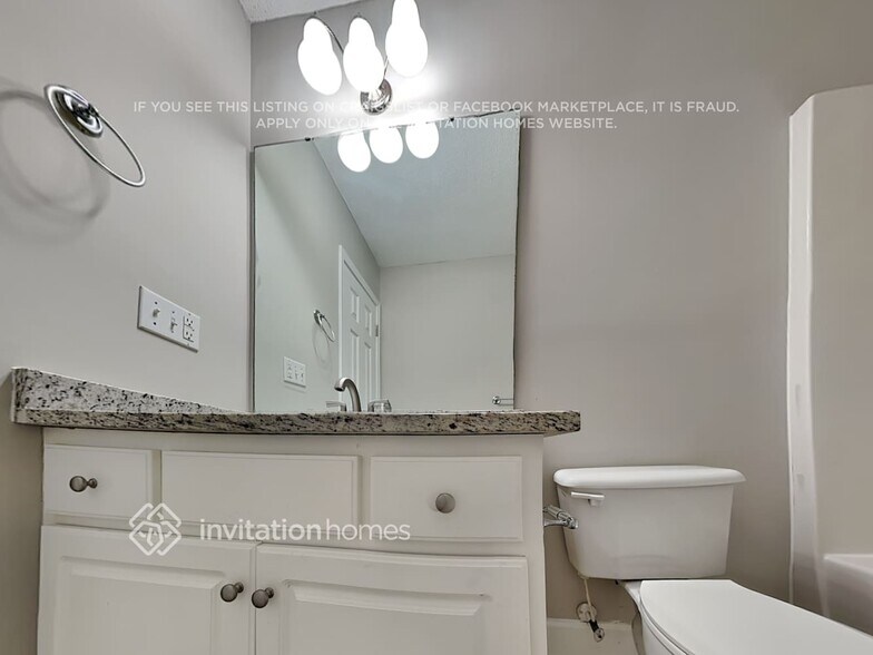 Building Photo - 152 Saleen Dr