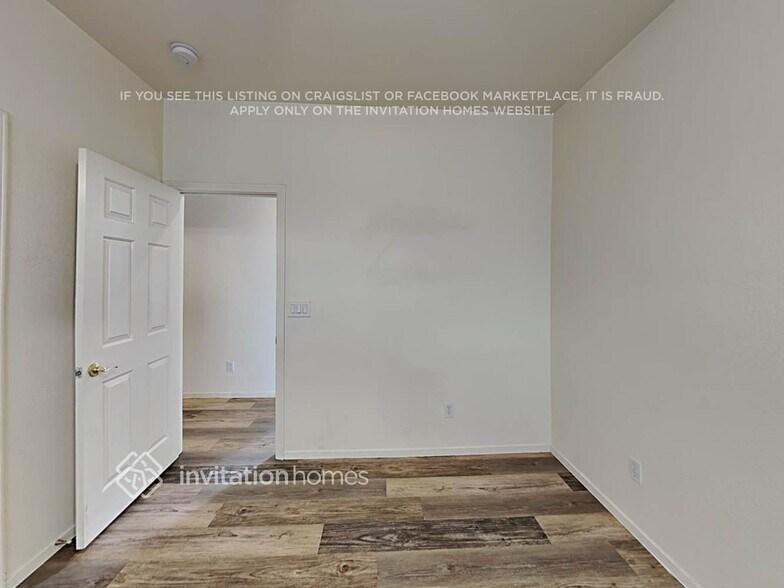 Building Photo - 10803 Vemoa Dr