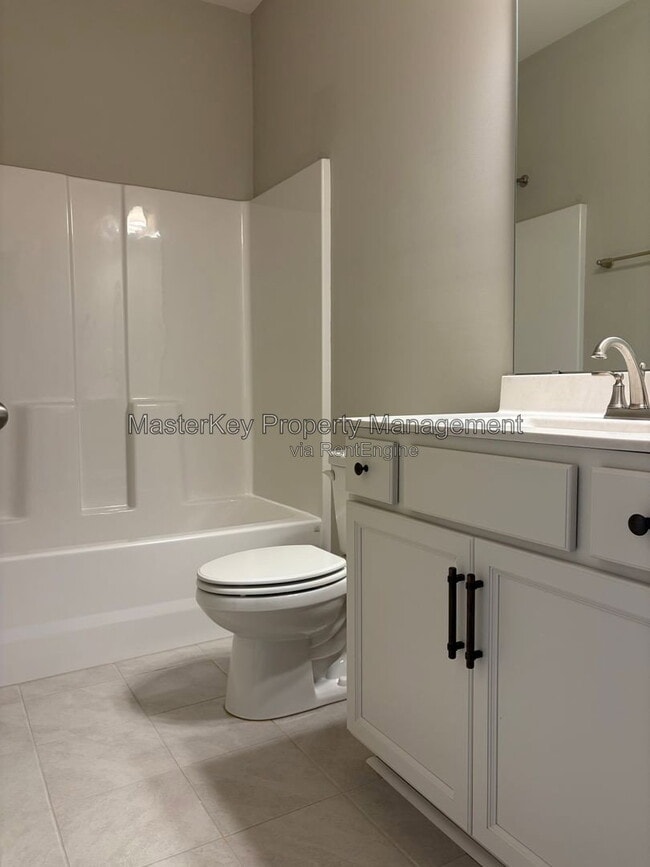 Building Photo - 727 Carraway Garden Dr