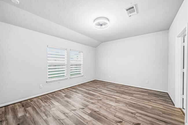 Building Photo - 2533 Allegretto Sea Dr