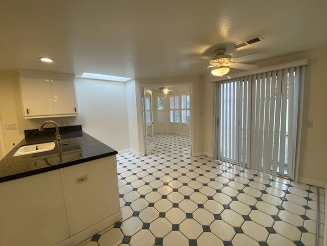 Building Photo - *+ 55 Community* 2bed/2.5bath home in Ocea...