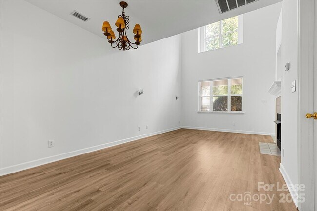 Building Photo - 8122 Village Harbor Dr