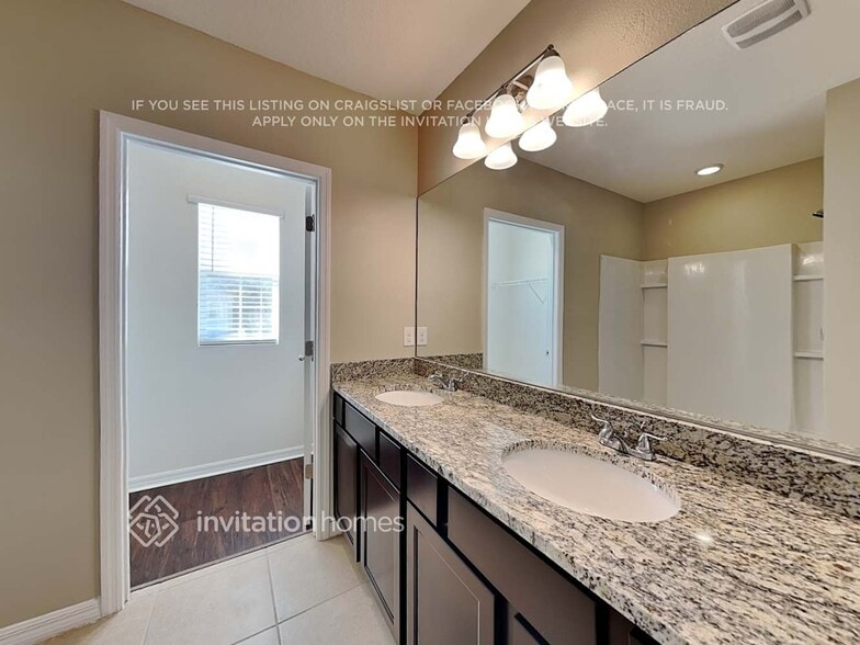 Building Photo - 144 Tierra Verde Way