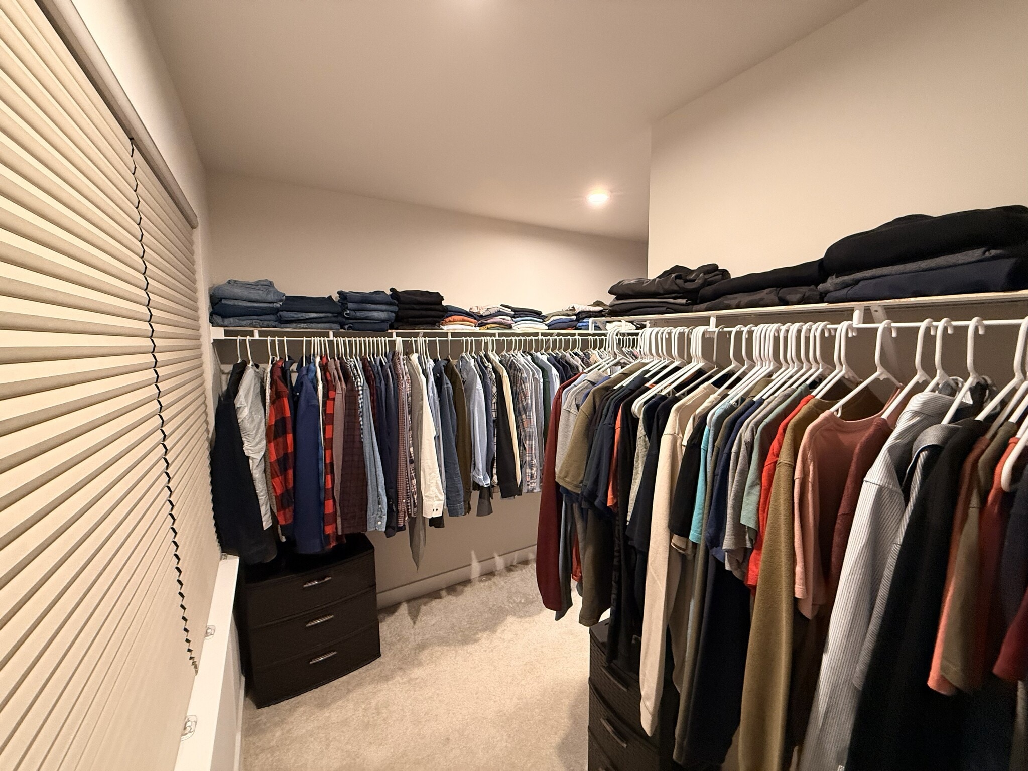 Walk-in Closet - Master Bedroom - 3212 Vanessa Dr
