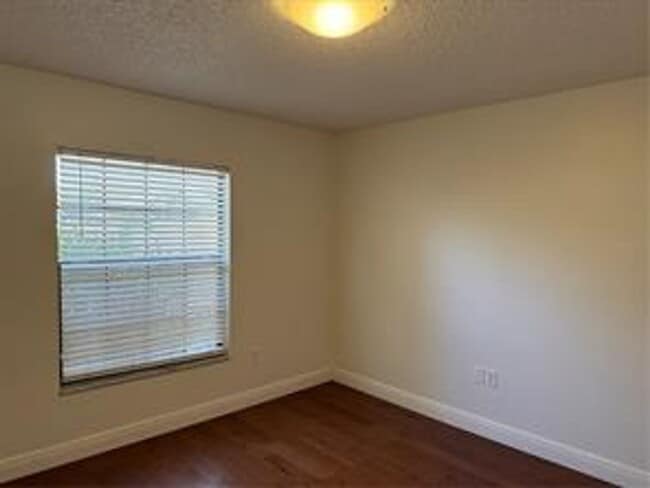 Building Photo - Single Family Home in Mount Dora