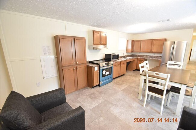 Building Photo - 6560 W Avocado St
