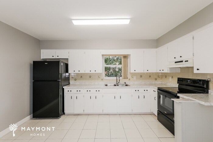 Building Photo - 222 Hamolia Ave