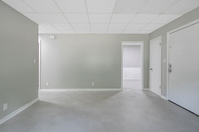 Building Photo - 1608 Fayette Ave