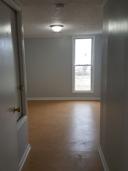 2nd bedroom - 220 N Blair St
