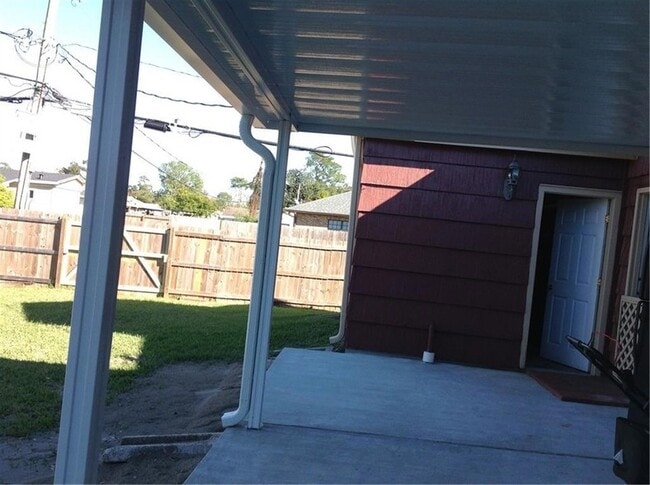 Building Photo - 5801 Rosalie Ct