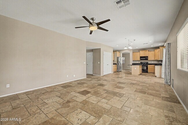 Building Photo - 1433 E Canyon Creek Dr