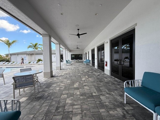 Building Photo - 5759 Phoenix Palm Ct