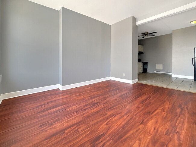 Building Photo - 1812 McCulloh St