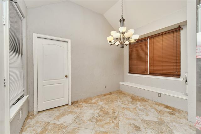 Building Photo - 8708 Moraine Dr