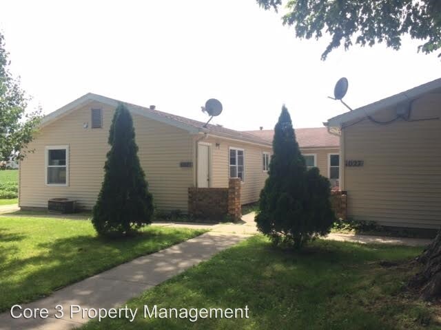 Primary Photo - 1023 N Jefferson St