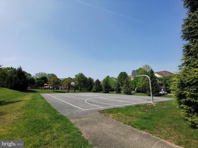 Building Photo - 18715 Sparkling Water Dr