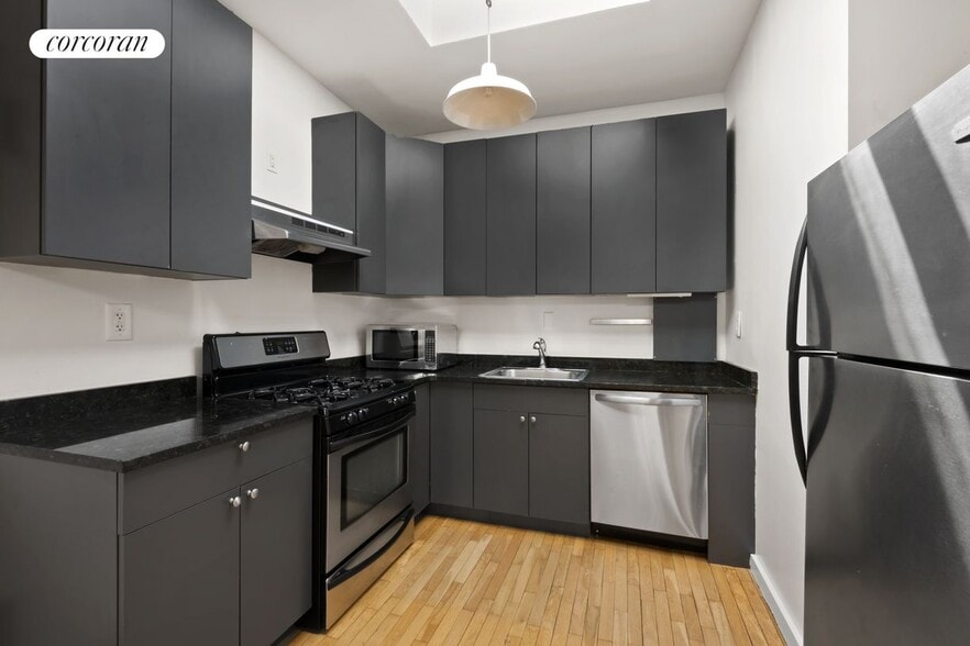 Building Photo - 241 Bedford Ave