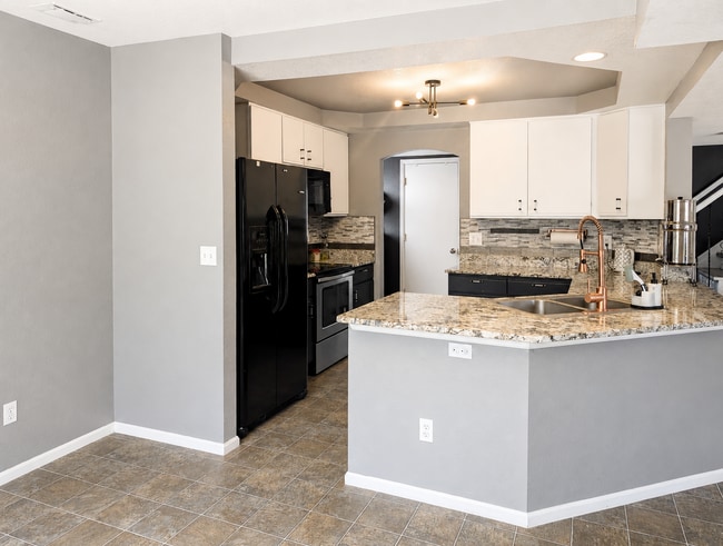 Building Photo - 3 Bedroom Home for Rent in Green Valley Ranch | Pet Friendly | Granite Counters | Near DIA