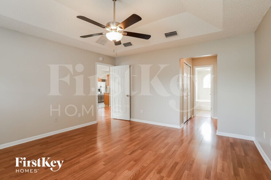 Building Photo - 2996 Majestic Oaks Ln