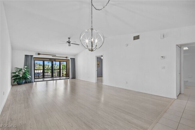 Building Photo - 15350 Moonraker Ct