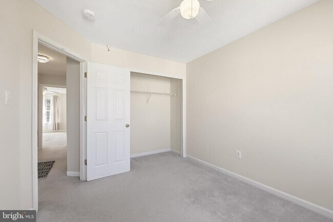 Building Photo - 14257 Hunters Run Way