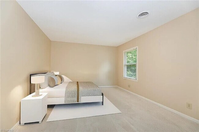 Building Photo - Earn Wealth While Leasing - Like a Homeown...