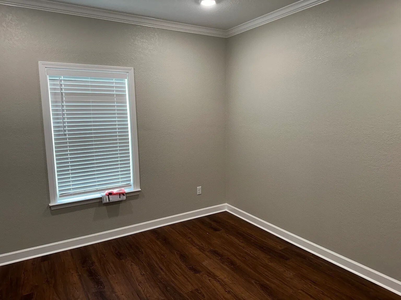 Building Photo - 3604 Bay St