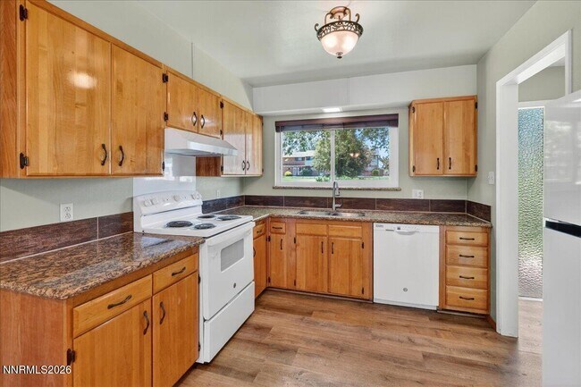 Building Photo - 106 Smithridge Park