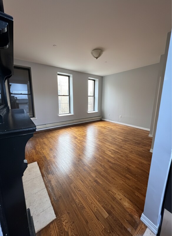 Building Photo - 135 W 130th St