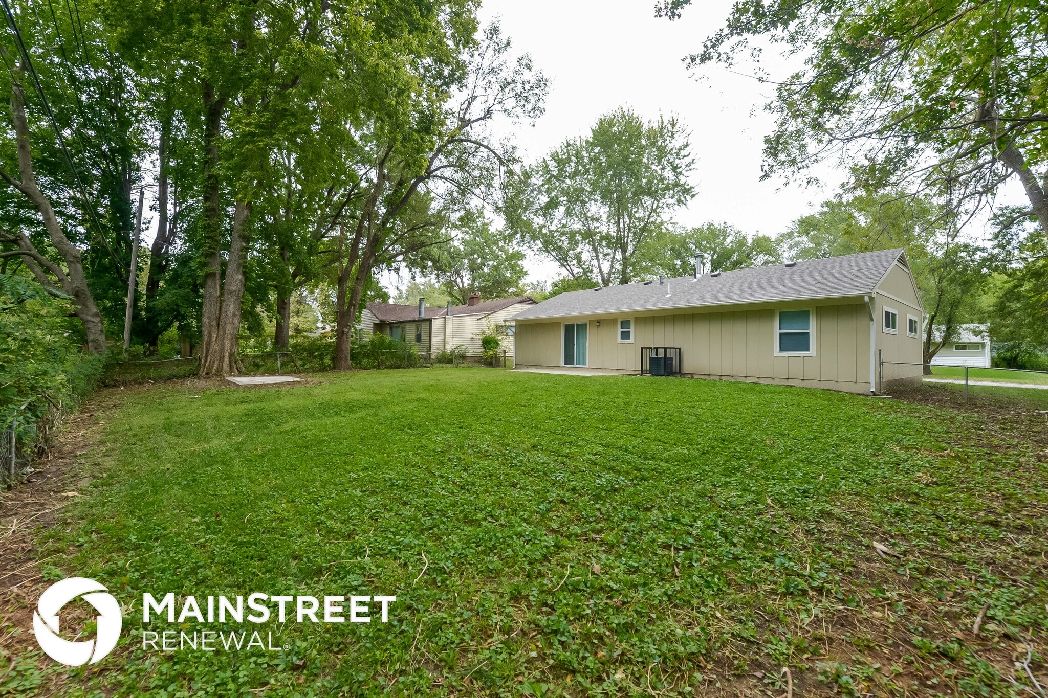 Building Photo - 11304 Crystal Ave