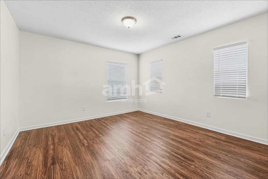 Building Photo - 6012 Ricker Rd